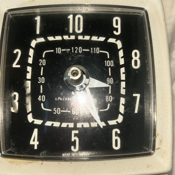 General Electric vintage chess timer. Excellent condition. Works great. Loud - Picture 4 of 4